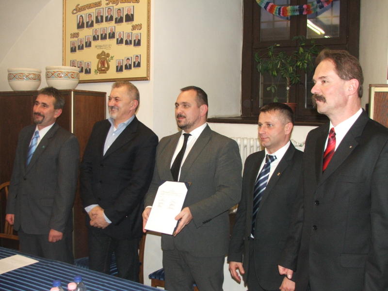 Balról jobbra: Posta György, Koncz Ferenc, dr. Mengyi Roland, Aros János és Szamosvölgyi Péter Fotó: BG