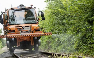 Vegyszeres gyomirtás a MÁV vasútvonal mentén